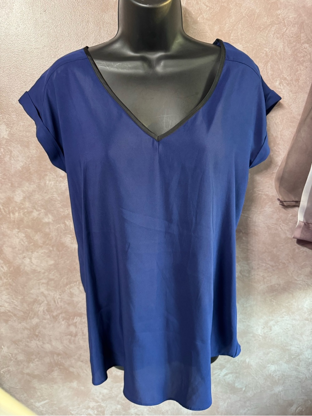 Express Navy V-Neck Short Sleeve Tunic with Black Trim